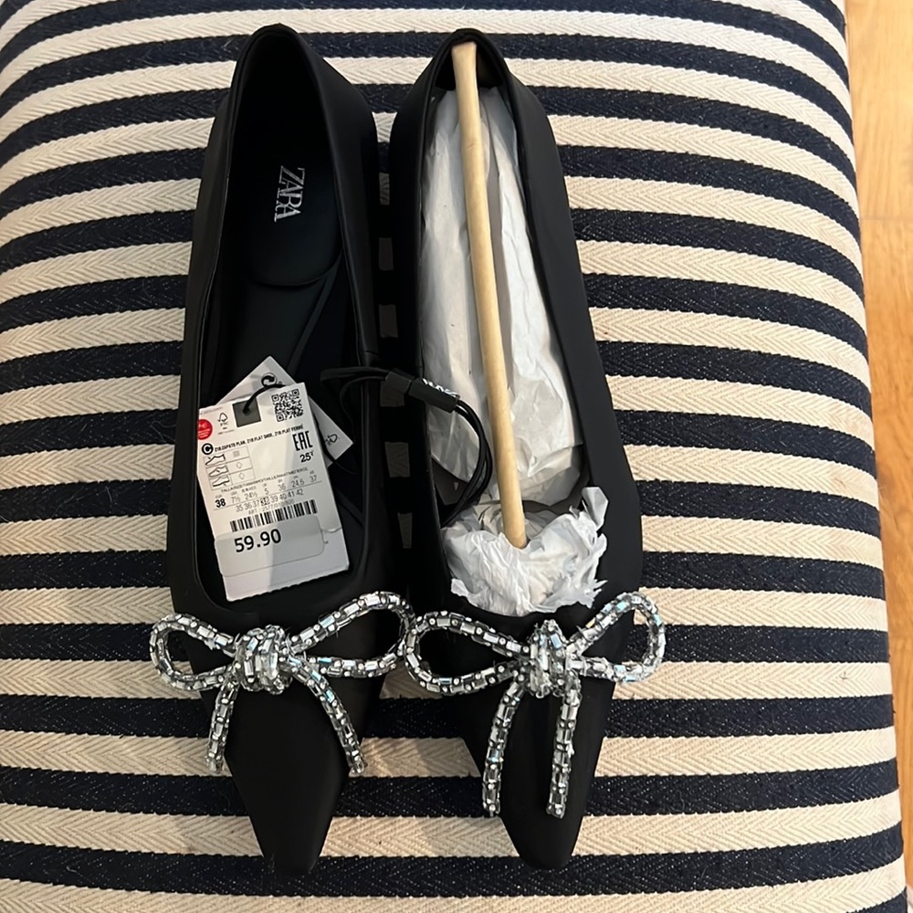 Zara NWT black satin flats with rhinestone bow. Size 7 1/2